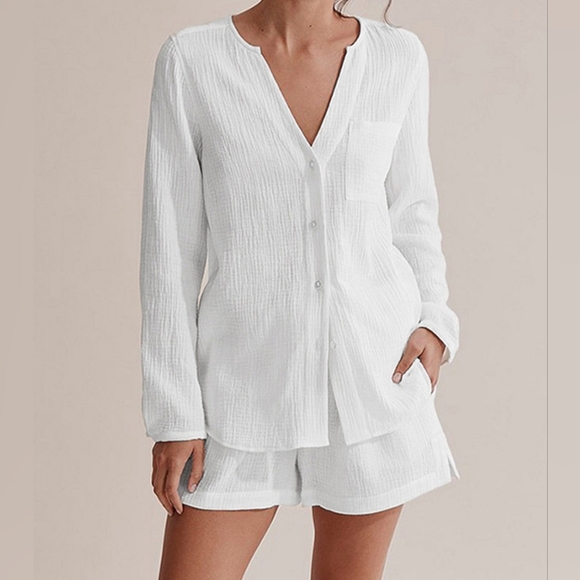 Ivory Versatile Notched Top and Shorts Set - Picture 3 of 7